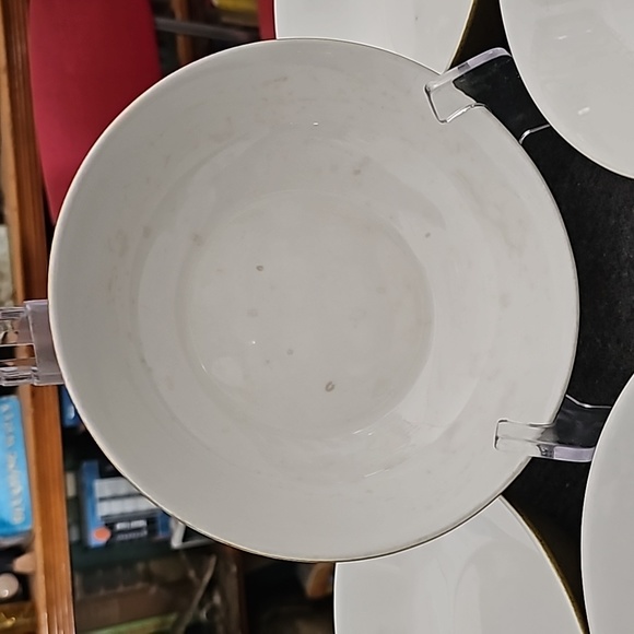 6- Mikasa Bowls - Picture 4 of 4